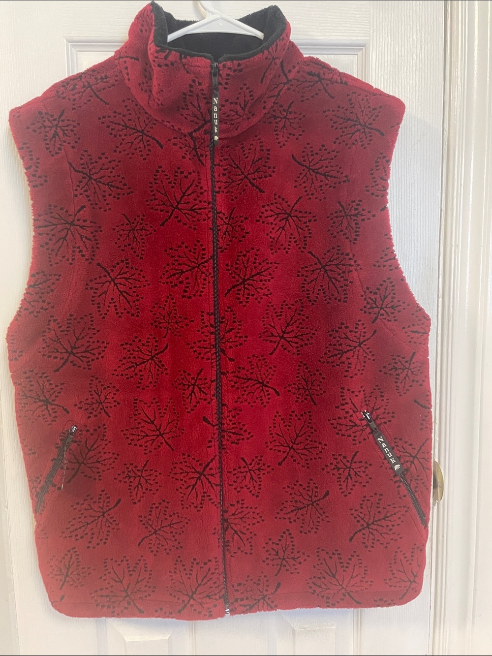 Nanuk Women’s Red & Black Printed Fleece Vest